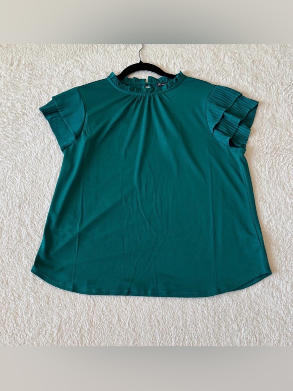 Adrianna Papell Mock Ruffle Neck Pleated Sleeves Top Size Medium Dark Ivy New